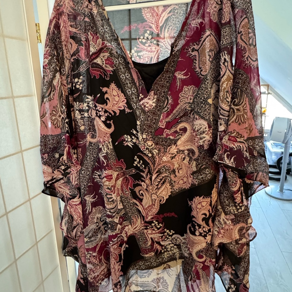 Elegant Paisley Print Women's Top